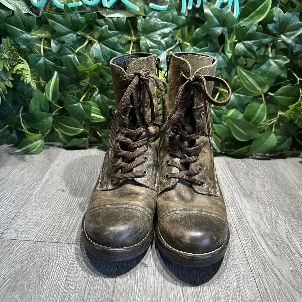 Taos Crave Gray Distressed Genuine Leather Lace Up Combat Boots Size 38 7-7.5